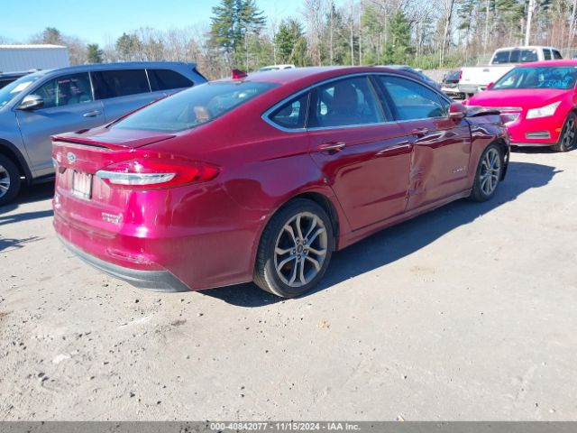 3FA6P0RU3KR157123 Ford Fusion Hybrid Titanium