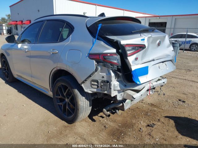 ZASPAKBNXM7D09883 Alfa Romeo Stelvio Ti Sport Awd
