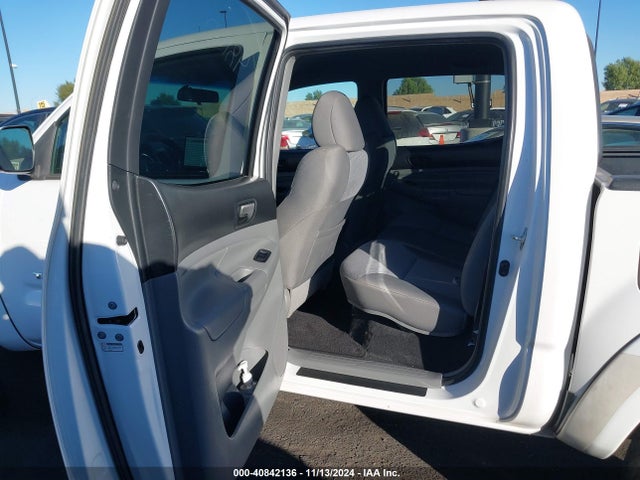 Toyota Tacoma Double Cab Prerunner 2014 3TMJU4GN1EM173631 Image 8