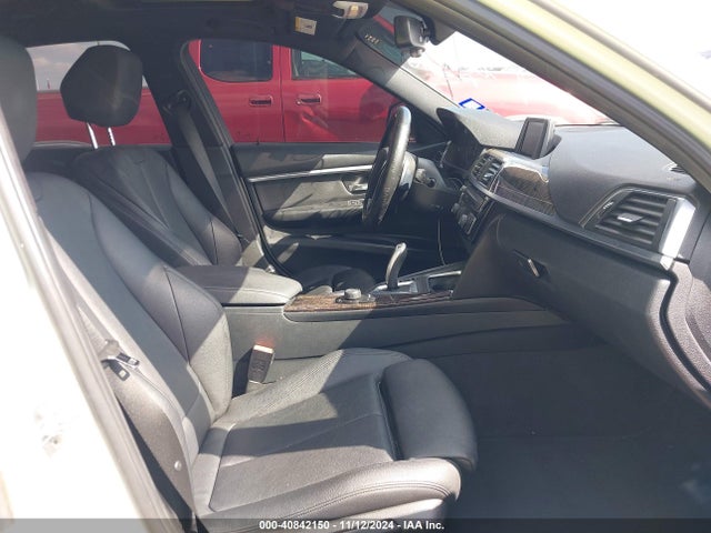 WBA8E1C3XHA029301 BMW 330e Iperformance