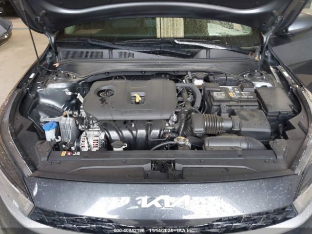 3KPF24ADXRE695590 KIA FORTE LX