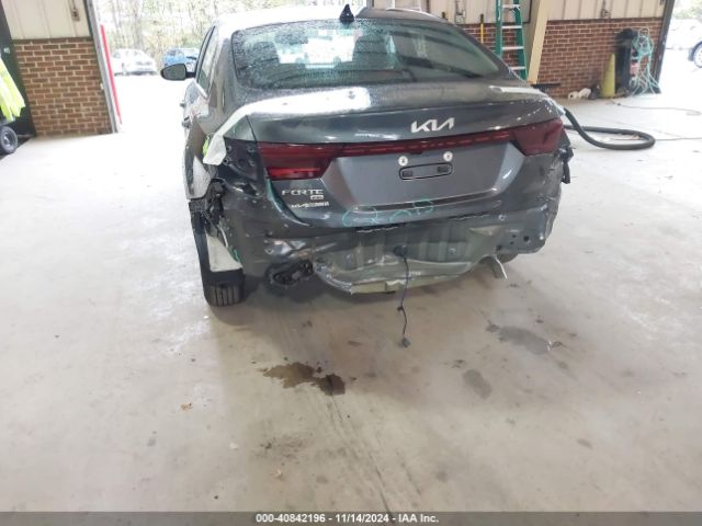 3KPF24ADXRE695590 KIA FORTE LX