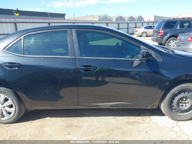 Toyota COROLLA LE 2016 5YFBURHE2GP439881 Image 13