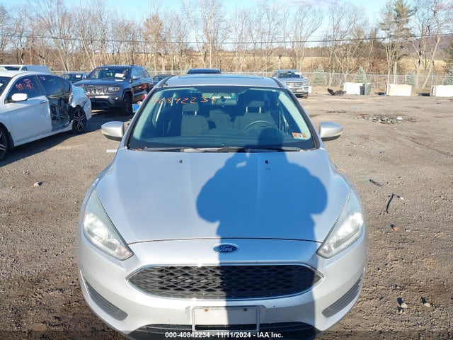 Ford FOCUS SE 2015 1FADP3K21FL243293 Image 6