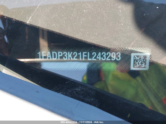 Ford FOCUS SE 2015 1FADP3K21FL243293 Image 9