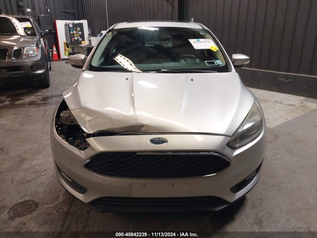 Ford FOCUS SE 2015 1FADP3K25FL247735 Image 13
