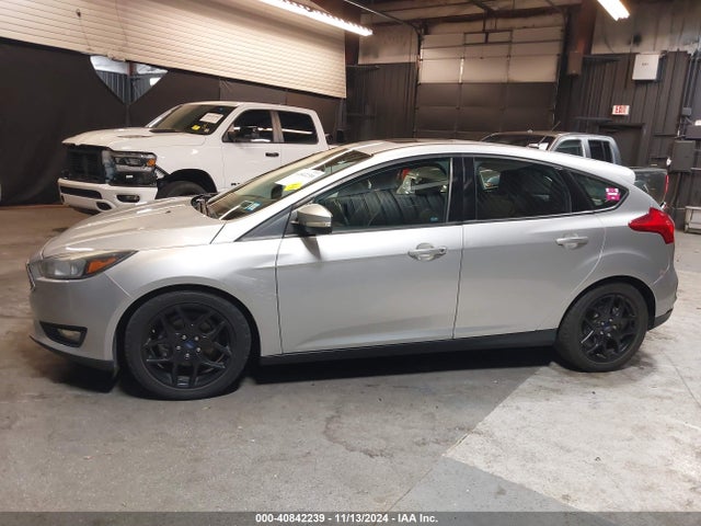 Ford FOCUS SE 2015 1FADP3K25FL247735 Image 15