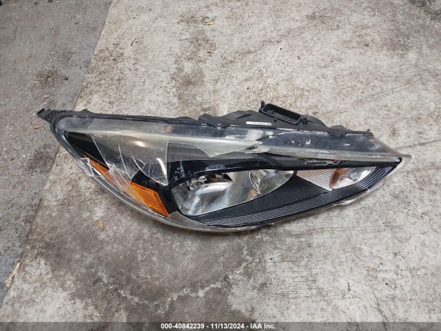 Ford FOCUS SE 2015 1FADP3K25FL247735 Image 12
