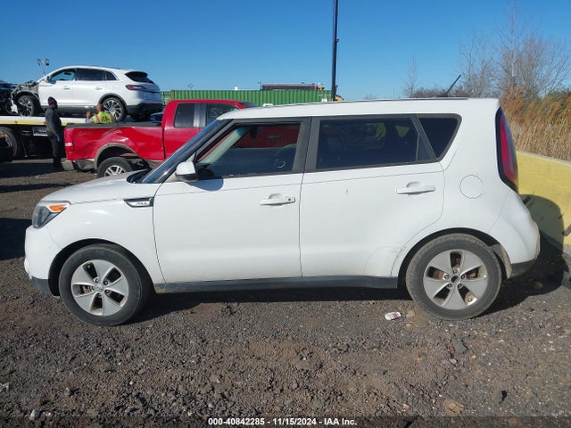 KIA SOUL + 2017 KNDJP3A57H7421499 Image 14