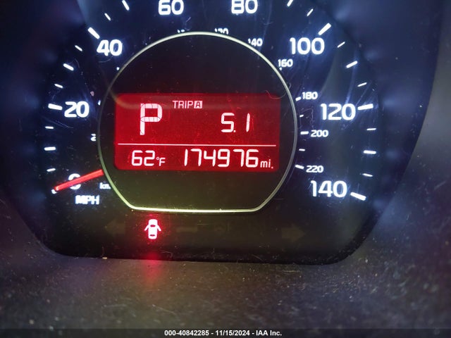KIA SOUL + 2017 KNDJP3A57H7421499 Image 15