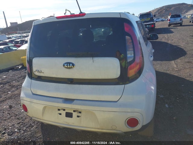 KIA SOUL + 2017 KNDJP3A57H7421499 Image 16