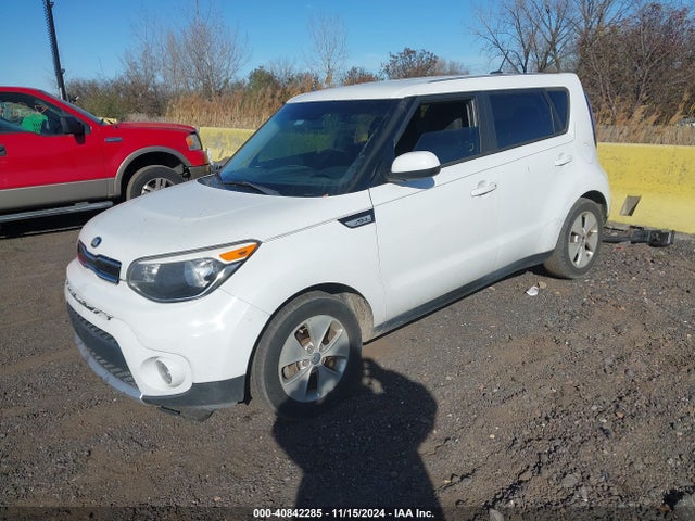 KIA SOUL + 2017 KNDJP3A57H7421499 Image 2