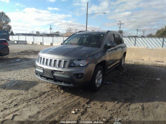 1C4NJCEA2ED537961 Jeep Compass Latitude