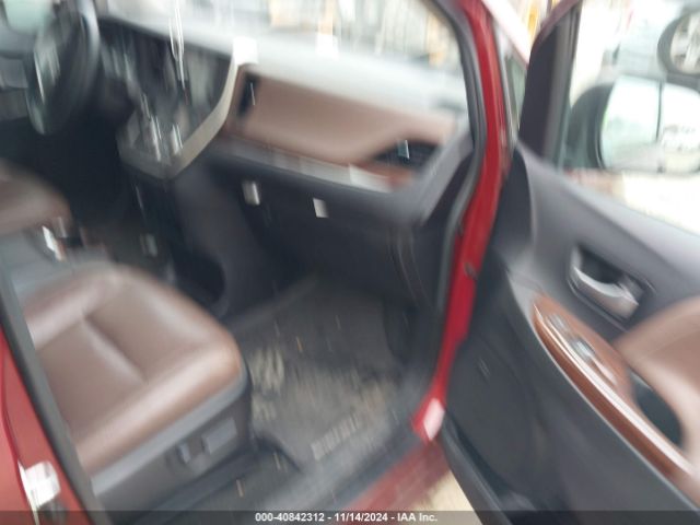 5TDDZ3DCXHS183400 Toyota Sienna Limited Premium 7 Passenger