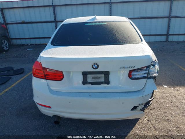 WBA3B1G58FNT63363 BMW 320i