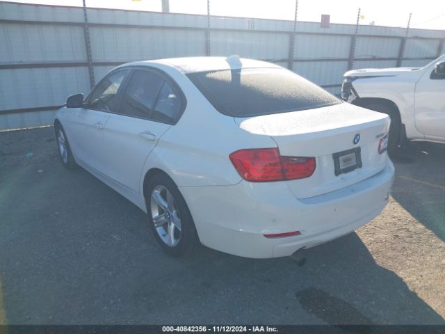 WBA3B1G58FNT63363 BMW 320i