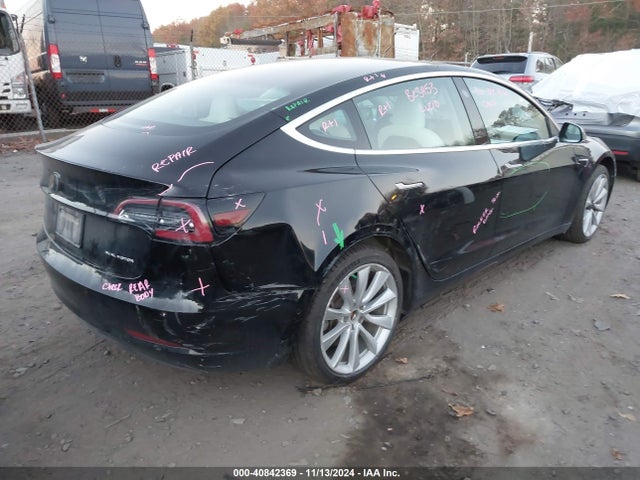 2019 TESLA MODEL 3 5YJ3E1EB1KF391453 Photo 3