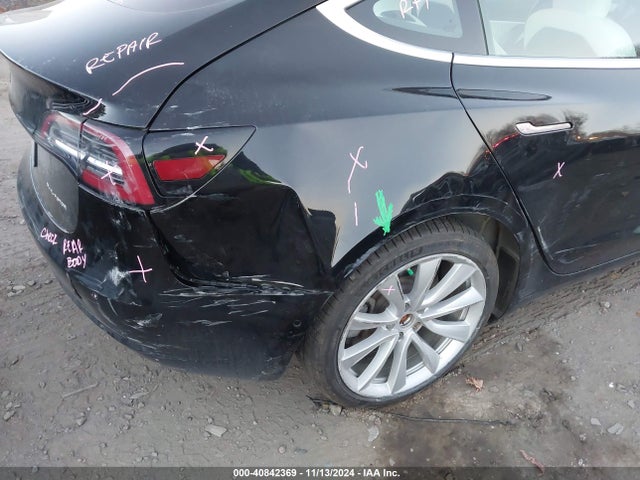 2019 TESLA MODEL 3 5YJ3E1EB1KF391453 Photo 5