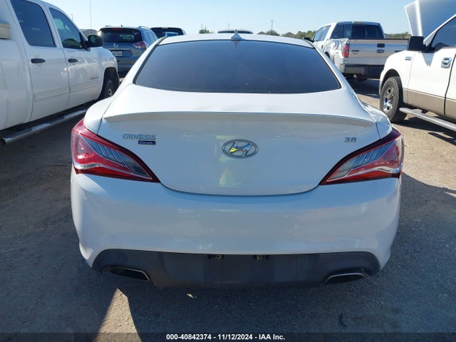 Hyundai Genesis 3.8 Base 2015 KMHHT6KJ6FU125956 Image 16