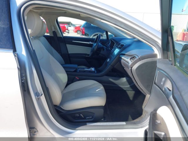 3FA6P0RU4HR375516 Ford Fusion Hybrid Titanium
