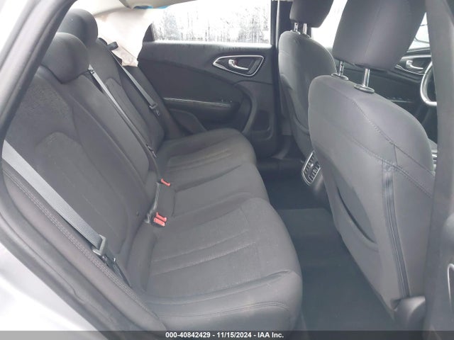 1C3CCCAB2FN582012 Chrysler 200 Limited
