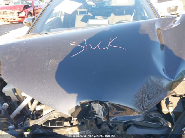 NMTKHMBX9LR104117 Toyota C-HR XLE