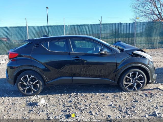 NMTKHMBX9LR104117 Toyota C-HR XLE