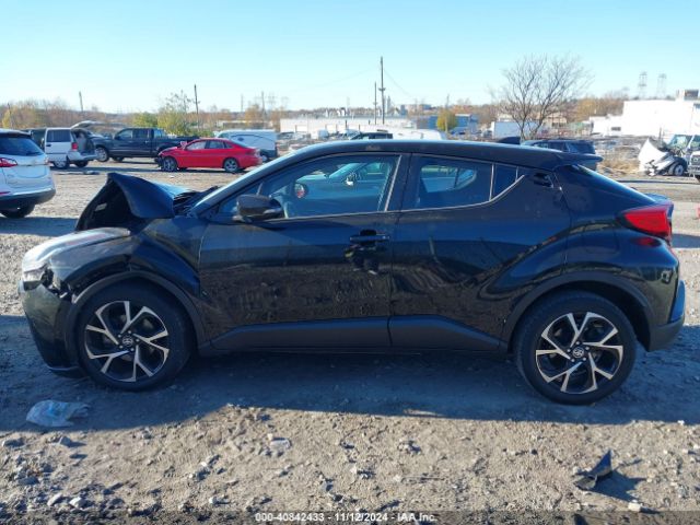 NMTKHMBX9LR104117 Toyota C-HR XLE