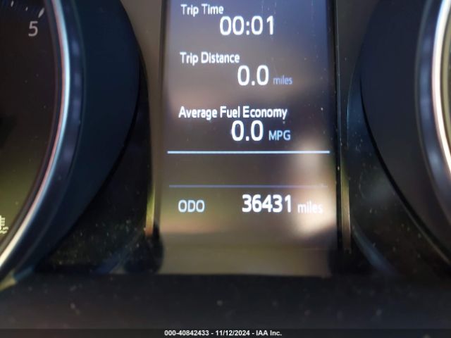 NMTKHMBX9LR104117 Toyota C-HR XLE