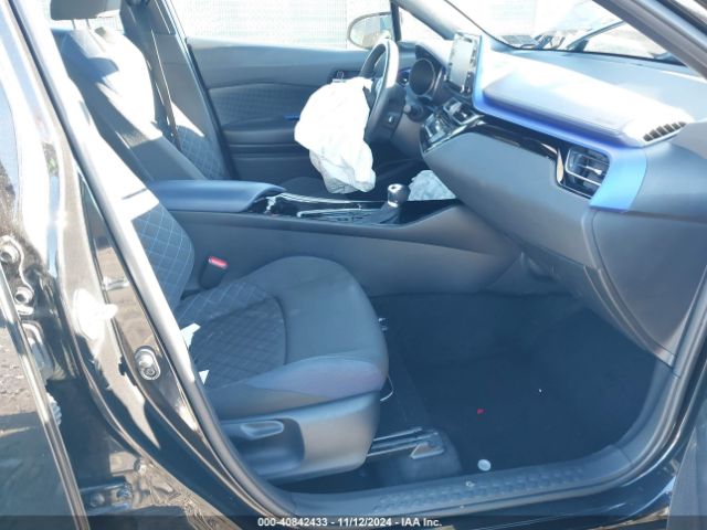 NMTKHMBX9LR104117 Toyota C-HR XLE