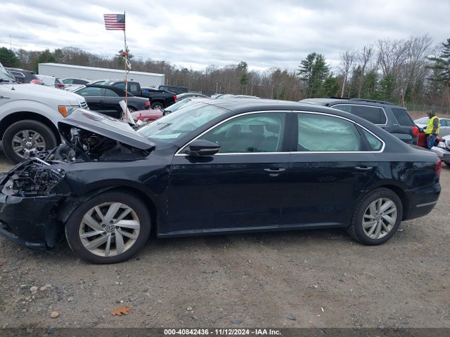 Volkswagen Passat 2.0t Se 2018 1VWBA7A39JC044681 Image 14