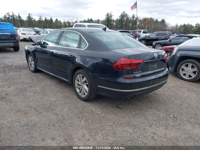 Volkswagen Passat 2.0t Se 2018 1VWBA7A39JC044681 Image 3