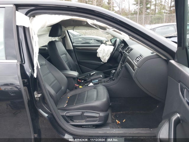 Volkswagen Passat 2.0t Se 2018 1VWBA7A39JC044681 Image 5