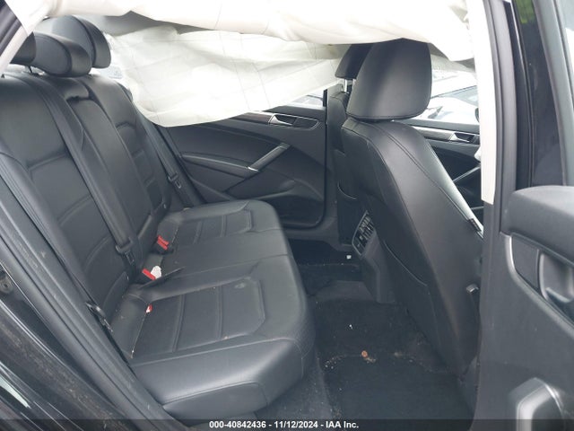Volkswagen Passat 2.0t Se 2018 1VWBA7A39JC044681 Image 8