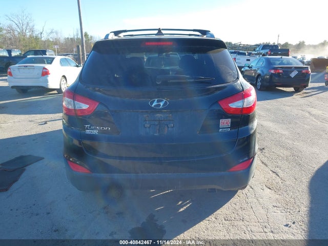Hyundai Tucson Walking Dead Edition 2014 KM8JUCAG4EU936138 Image 16