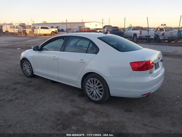 3VWLL7AJ5EM406975 Volkswagen Jetta 2.0l Tdi