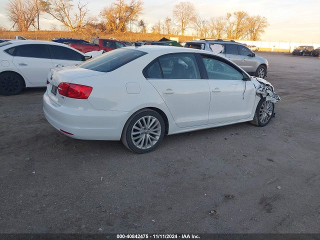 3VWLL7AJ5EM406975 Volkswagen Jetta 2.0l Tdi