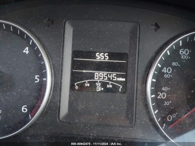 3VWLL7AJ5EM406975 Volkswagen Jetta 2.0l Tdi