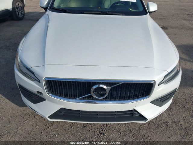 7JR102FK4LG030981 Volvo S60 T5 Momentum