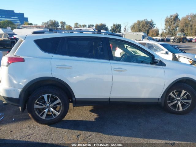 JTMRFREV2JJ246879 Toyota Rav4 Adventure/xle