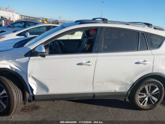 JTMRFREV2JJ246879 Toyota Rav4 Adventure/xle