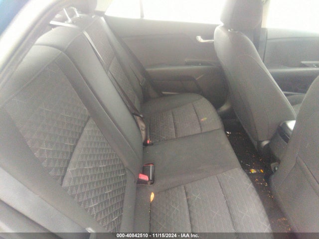 3KPA24AB4KE174847 KIA RIO S