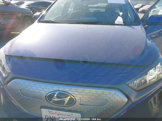 KMHC85LJ3LU061732 Hyundai Ioniq Electric Limited