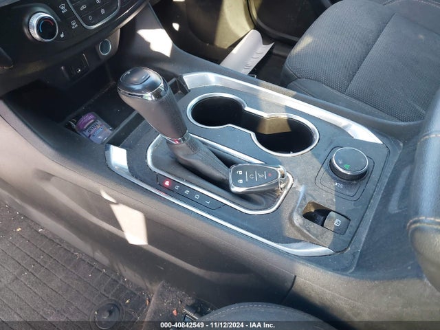 Chevrolet Traverse Lt 2019 1GNERGKW0KJ310059 Image 11
