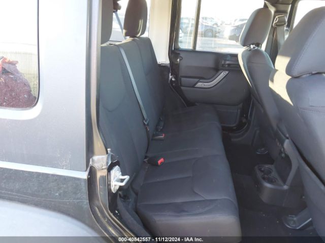1C4BJWDGXHL591190 Jeep Wrangler Unlimited Sport 4x4