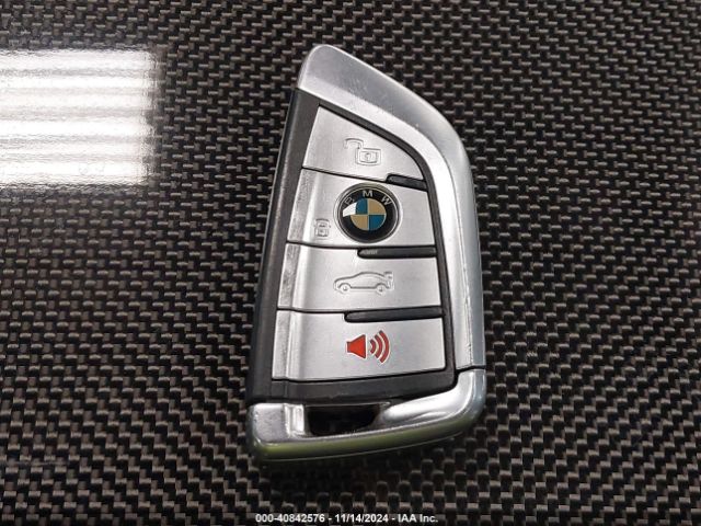 2022 BMW M8 GRAN COUPE WBSGV0C02NCJ62612 Photo 10