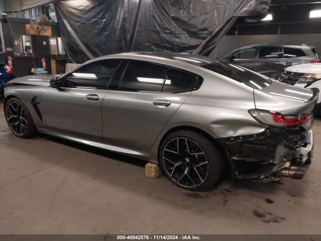 2022 BMW M8 GRAN COUPE WBSGV0C02NCJ62612 Photo 2