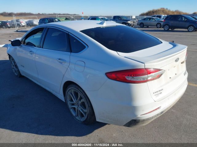 3FA6P0RU9KR206857 Ford Fusion Hybrid Titanium