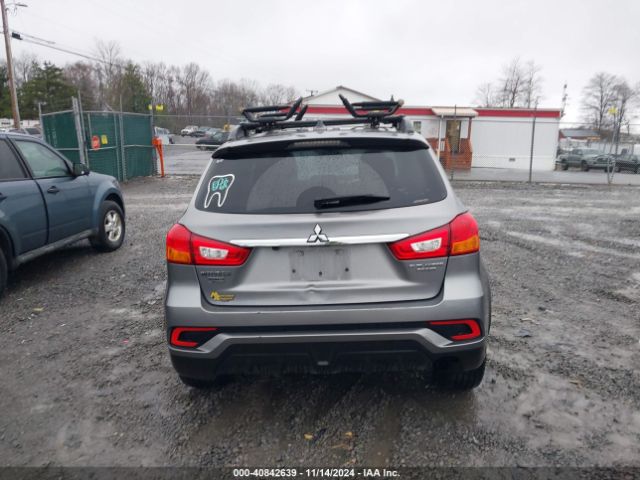 JA4AR3AUXJU003862 Mitsubishi Outlander Sport 2.0 Le