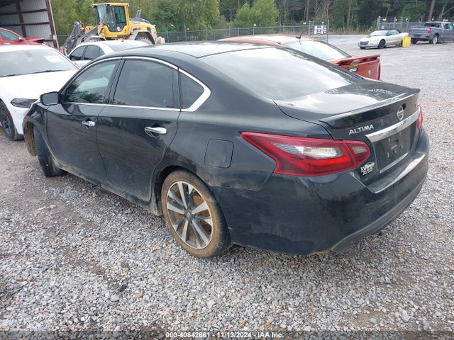 1N4BL3AP1HC158375 Nissan Altima 3.5 Sr